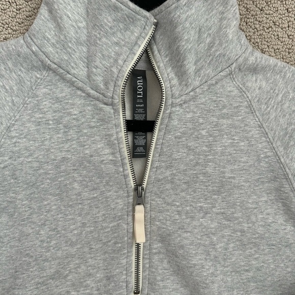 Vuori Half-Zip Sweatshirt - Picture 3 of 4